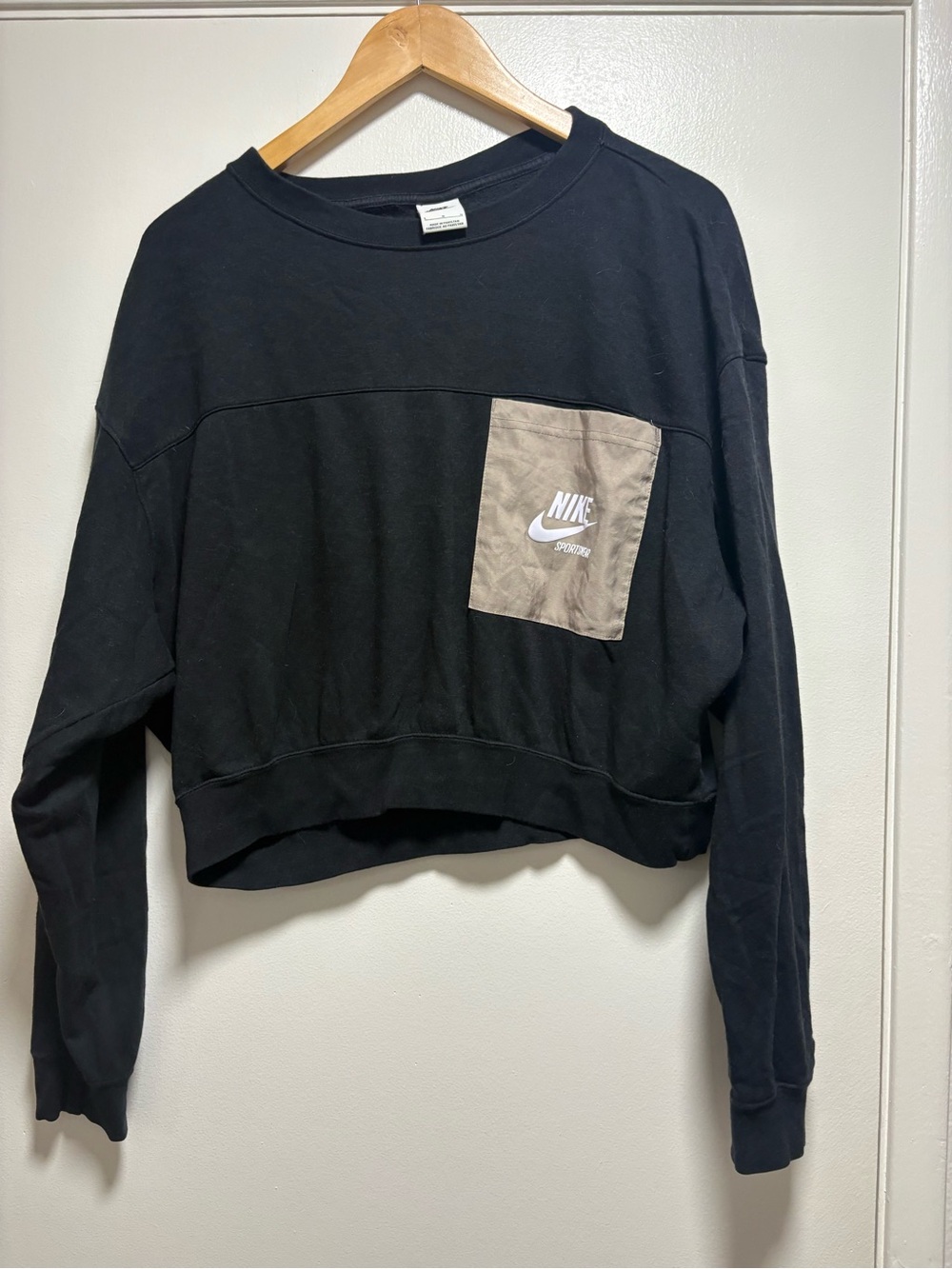 Nike Black Cropped Crew Sweatshirt with Pocket